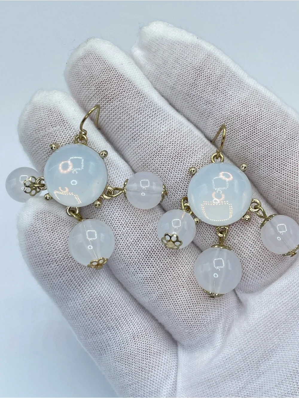 Gold Tone White Acrylic Beaded Chandelier Dangle Drop Earrings